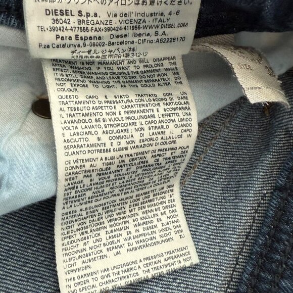 Diesel Larkee Relaxed Jeans Mens‎ 32x27.5 Blue Button Fly Medium Wash Y2K - Picture 13 of 16